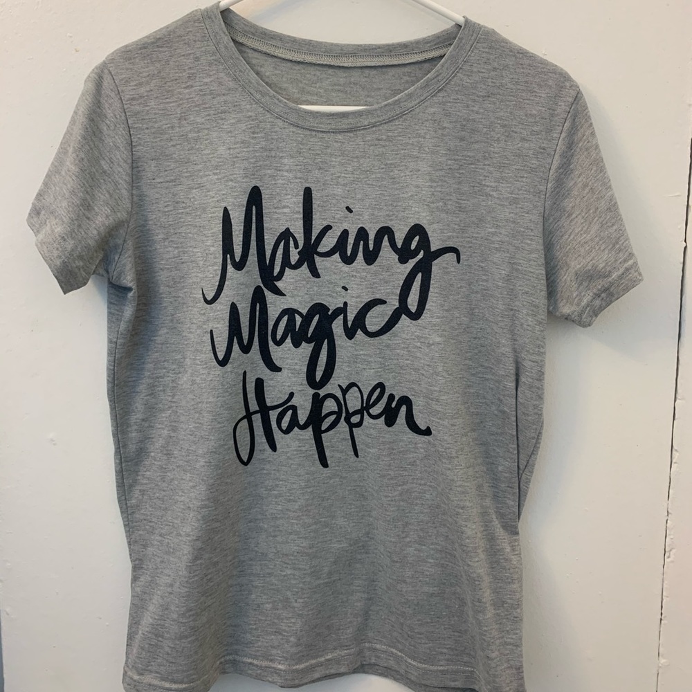 Tee shirt